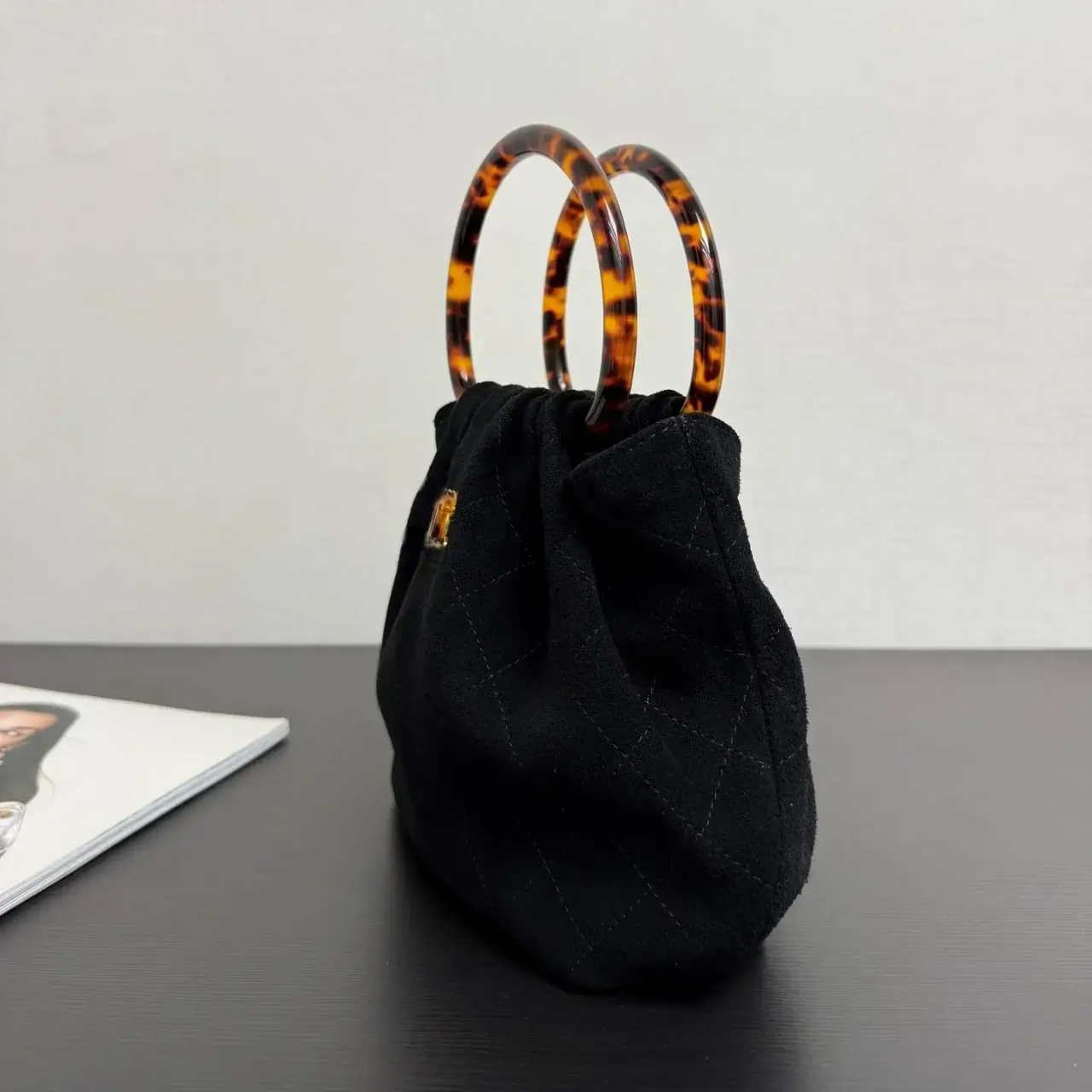 Tortoiseshell Handle Quilted Velvet Pouch Bag