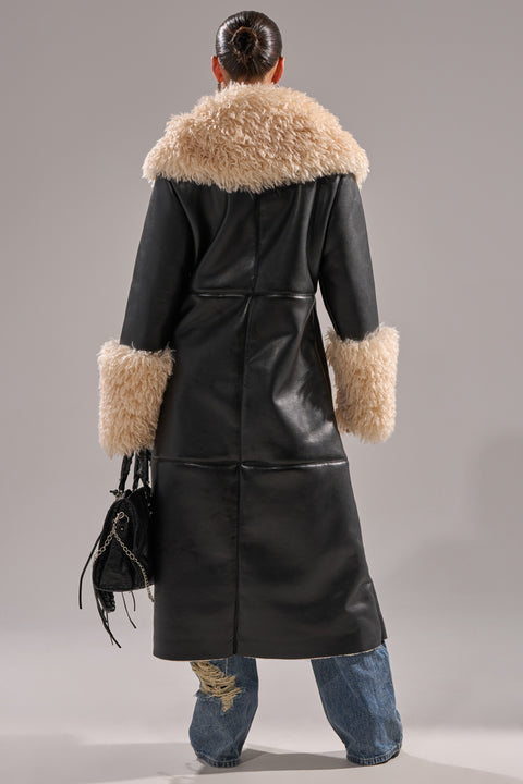 FLUFFY PU TRENCH WITH BONDED SHERPA